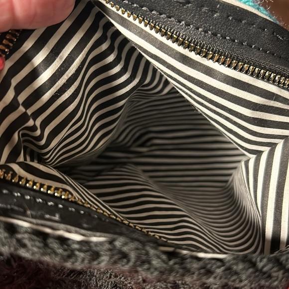 Crocheted purse - Picture 4 of 7